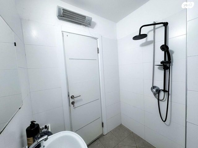 דירה, נתן הנביא 36, התקוה, בית יעקב, נווה צה"ל, תל אביב יפו