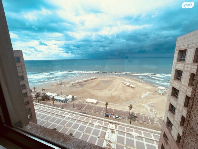 דירה, דוד אלעזר 10, חוף הכרמל, חיפה