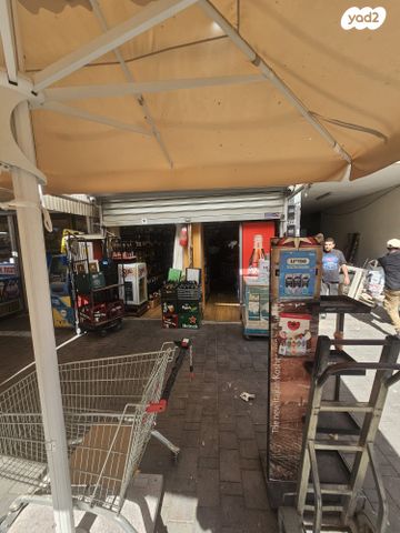 חנויות/ שטח מסחרי, ביל"ו 64, ב' / צפון מערב העיר, רחובות