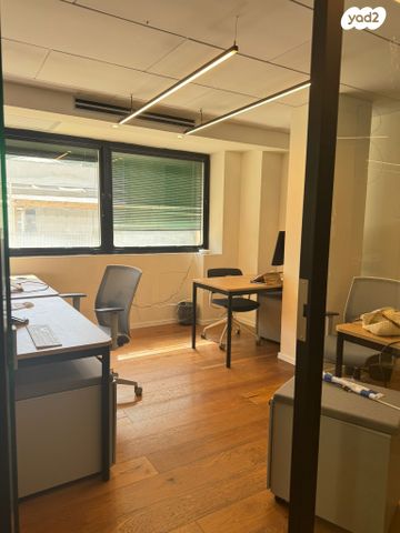 משרדים, דובנוב 10, גני שרונה, קרית הממשלה, תל אביב יפו