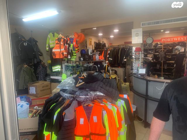 חנויות/ שטח מסחרי, שדרות ההסתדרות 176, אזור תעשיה מפרץ, חיפה