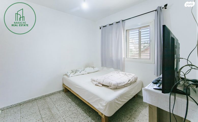 דו משפחתי, האורן 8, בית שמש