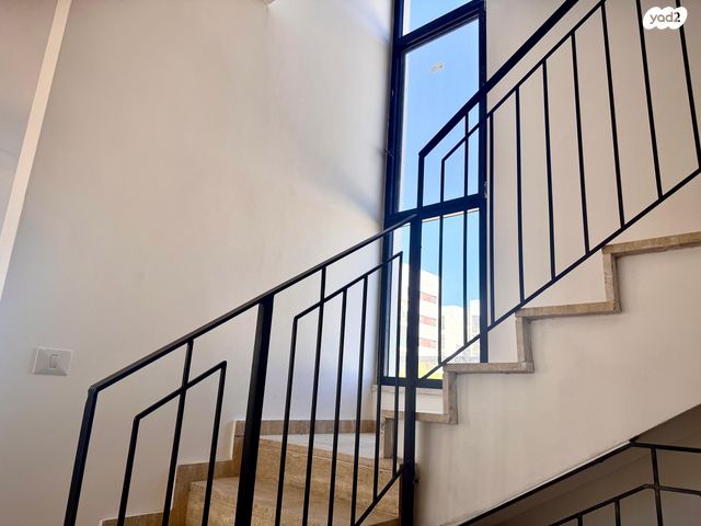 בית פרטי/ קוטג', עופרה, גן יבנה מערב, גן יבנה