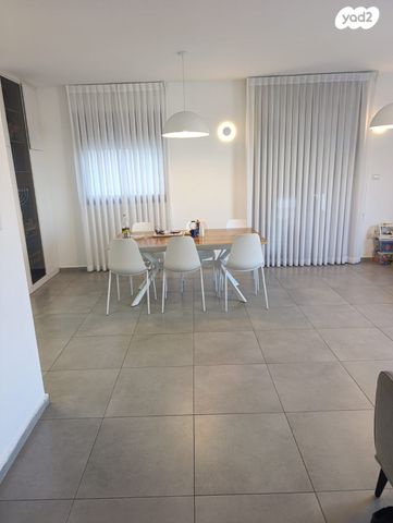 דירה, הרשת, לב העיר, בת ים