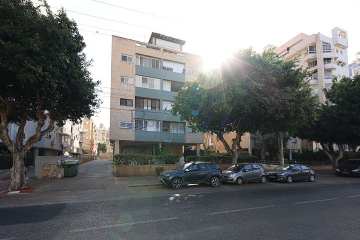 דירה, שדרות חיים וייצמן 102, צפון מזרח מרכז העיר, נתניה