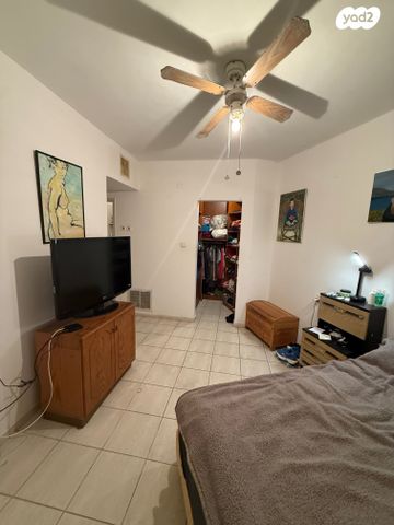 דירה, הפרפר, קרית ביאליק