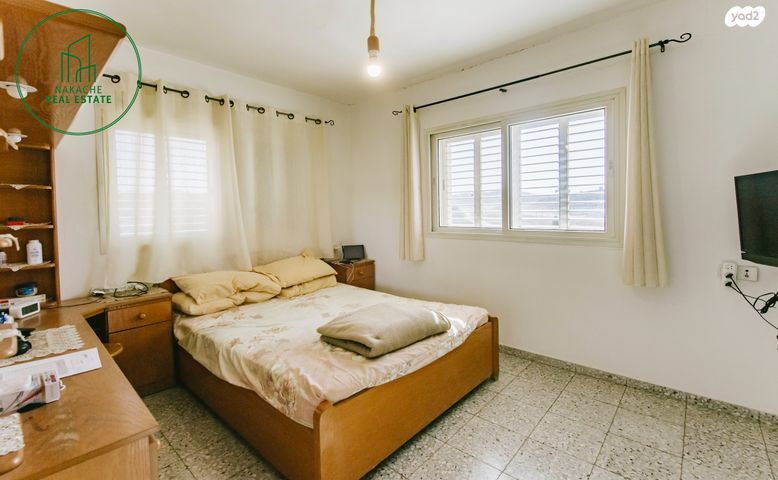 דו משפחתי, האורן 8, בית שמש