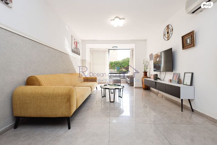 דירה, שדרות חיים וייצמן 94, צפון מזרח מרכז העיר, נתניה