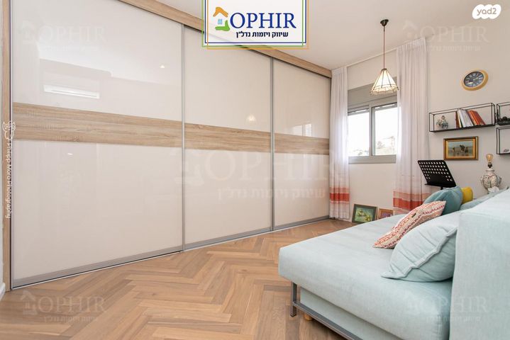 גג/ פנטהאוז, יותם 33, שמבור, חיפה