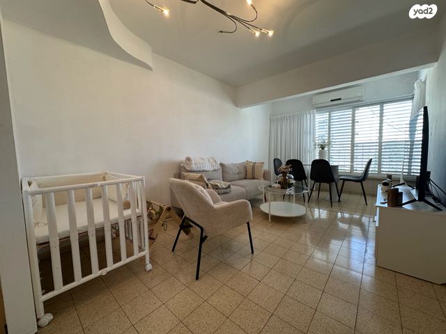 דירה, שדרות ששת הימים 17, נווה אליעזר וכפר שלם מזרח, תל אביב יפו