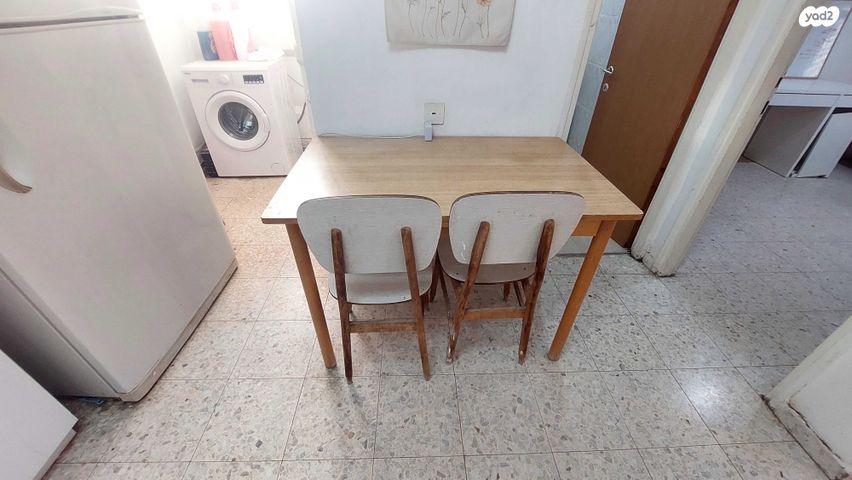 דירה, שמעון בר גיורא, שכונה ד', באר שבע