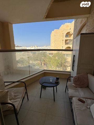 דירה, שדרות הערים התאומות, רמות הרכס, באר שבע