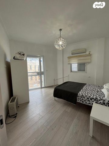 דירה, שיבת ציון 7, שער פלמר, תחנת רכבת השמונה, חיפה