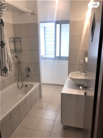 דירה, סעדיה ויוסף בשארי, נחלת יהודה, ראשון לציון