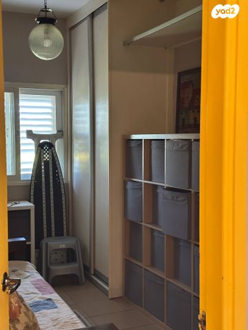 דו משפחתי, הנחל, יד חנה, יד חנה