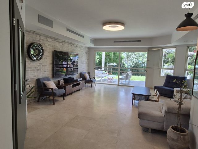 בית פרטי/ קוטג', תל מונד