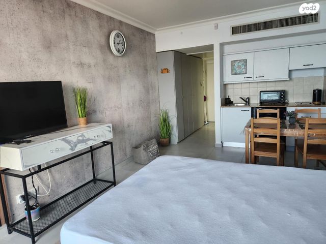 דירה, דוד אלעזר 10, חוף הכרמל, חיפה