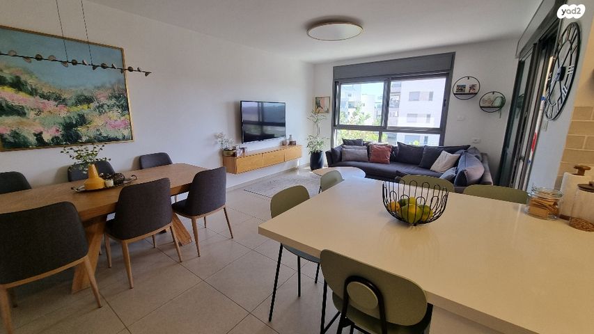 דירה, שער הגיא, יקנעם עילית