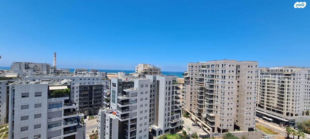 גג/ פנטהאוז, פרופ' יובל נאמן, תכנית ל', למד, תל אביב יפו