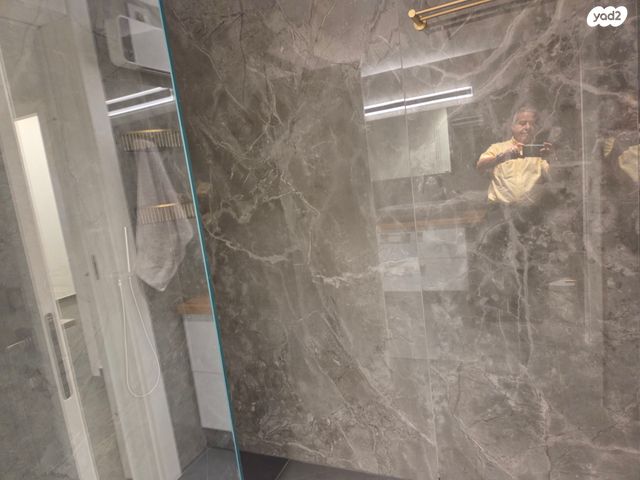 דירה, הצבר, נרקיסים, ראשון לציון