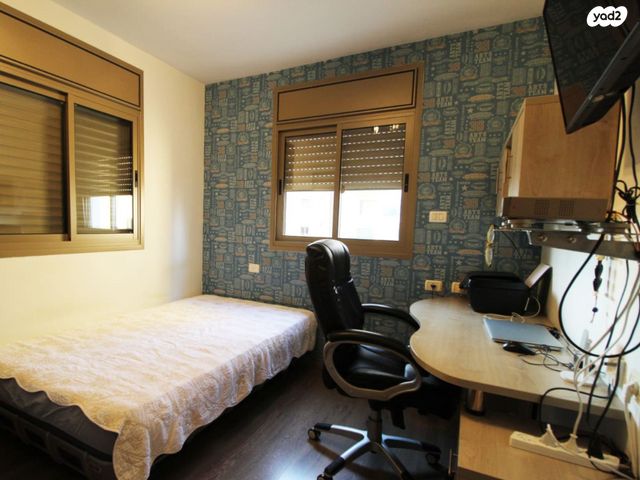 דירה, אהוד מנור 13, קרית אילון, חולון