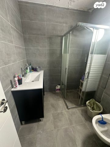 דירה, הכ"ג, שכונה ג', באר שבע