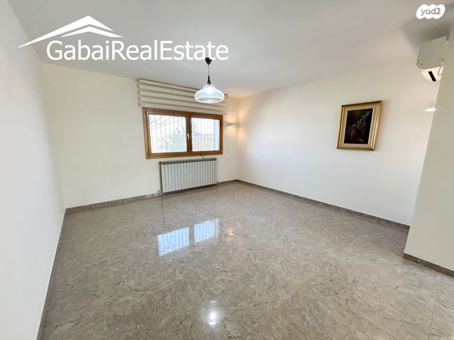 בית פרטי/ קוטג', תירוש, הגפן, אפרת