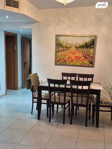 דירה, עלוני נח, מוצקין הותיקה, קרית מוצקין