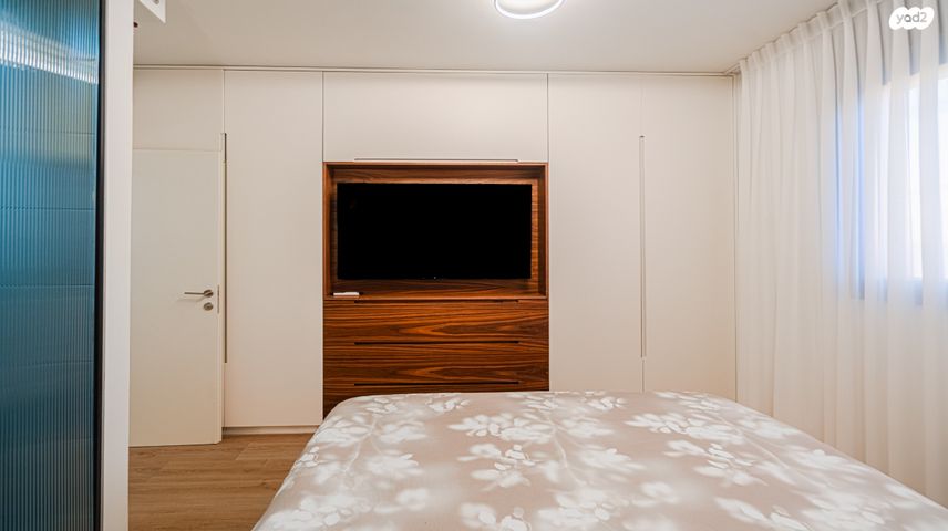 דירה, דרך ארץ, עיר היין, אשקלון