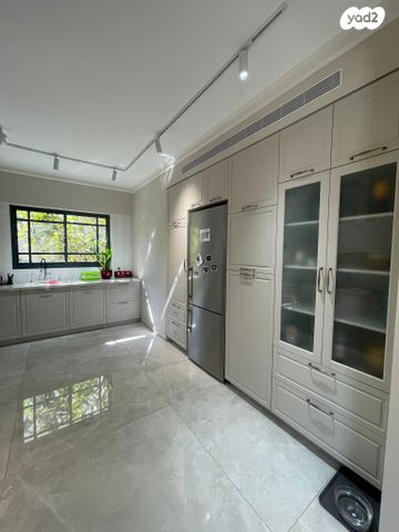 דירה, שושנת הכרמל, כרמל מערבי, חיפה