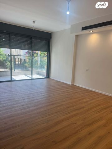 דירה, יד החזקה, נגבה, רמת גן