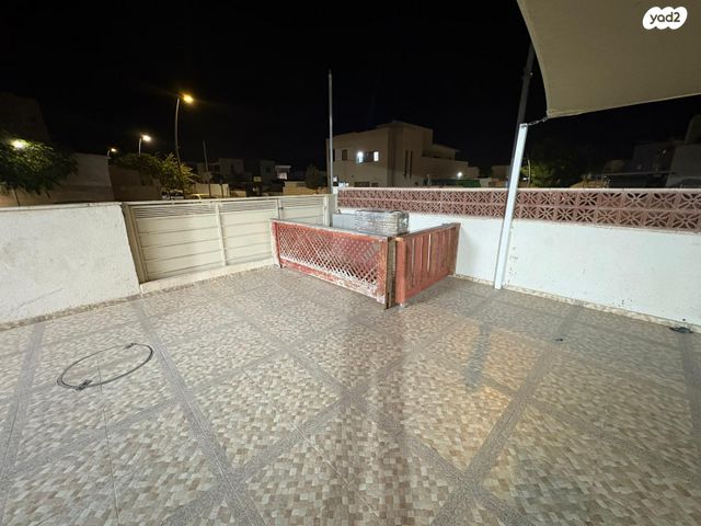 דירת גן, דובדבן, קרית מנחם, אופקים