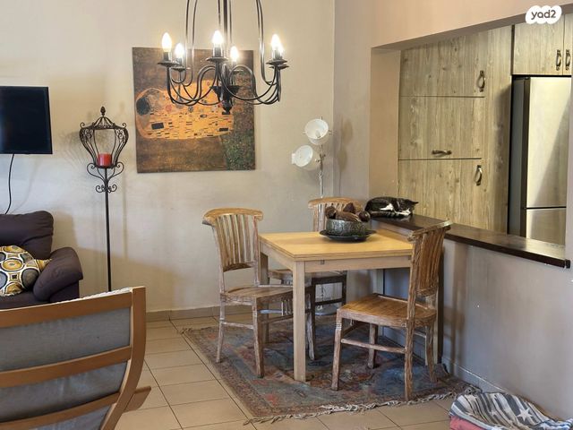 דו משפחתי, הנחל, יד חנה, יד חנה