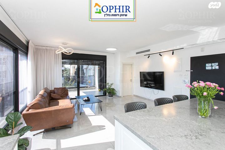 דירה, יצחק אלחנן, מרכז הכרמל, חיפה