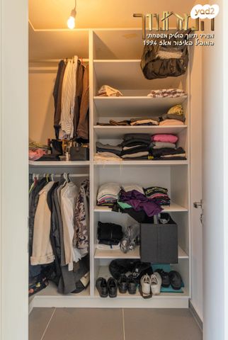 גג/ פנטהאוז, צור יצחק, צור יצחק