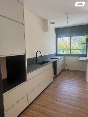 דירה, יד החזקה, נגבה, רמת גן