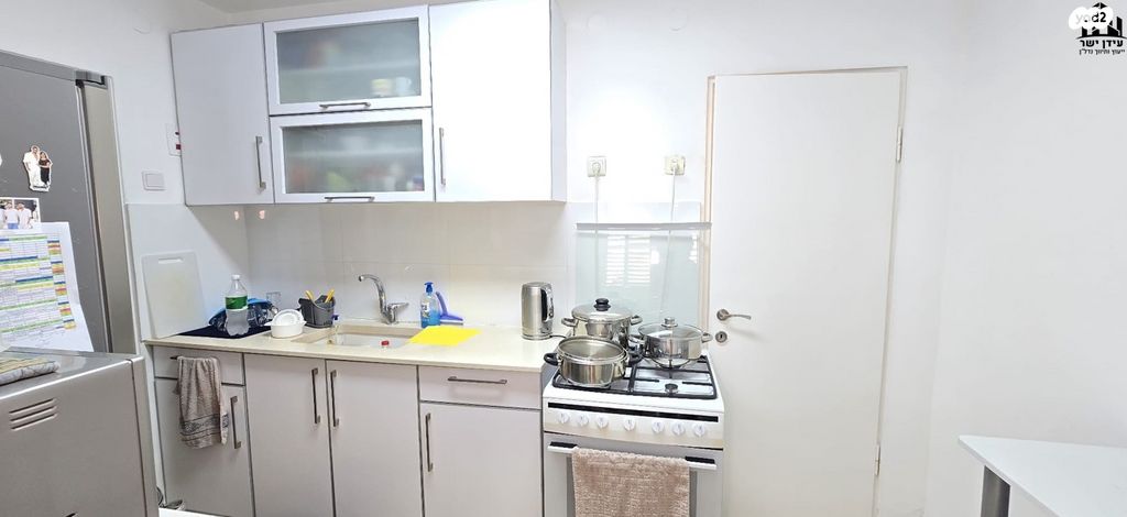 דירה, צביה לובטקין 34, נווה אליעזר וכפר שלם מזרח, תל אביב יפו