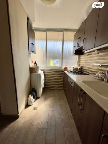 דירה, שדרות ששת הימים 17, נווה אליעזר וכפר שלם מזרח, תל אביב יפו