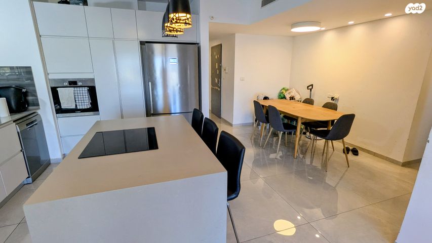 דירה, חביבה רייק 72, רמות רמז, חיפה