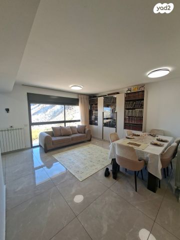 דירה, שדרות רמות, רמות, ירושלים