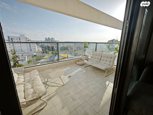 דירה, חיים ויצמן 26, מורשת, מודיעין מכבים רעות