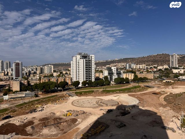 דירה, הגל, החותרים, טירת כרמל