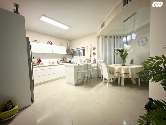 דרך המשחררים 104