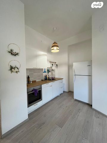 דירה, שיבת ציון 7, שער פלמר, תחנת רכבת השמונה, חיפה