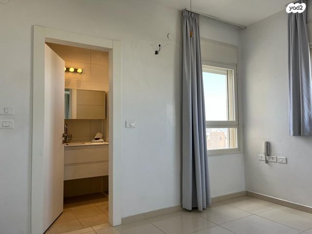 גג/ פנטהאוז, הרב הרצוג, צפון מערב מרכז העיר, נתניה