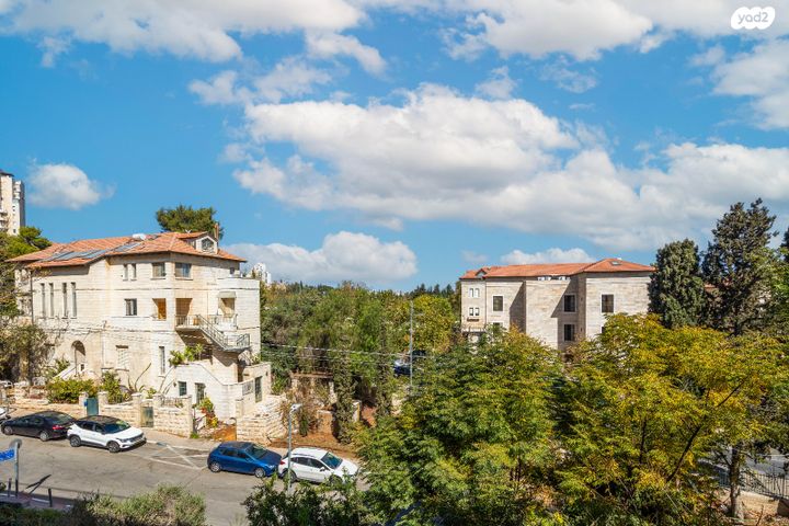 דירה, צבי גרץ 5, עמק רפאים, המושבה הגרמנית, ירושלים