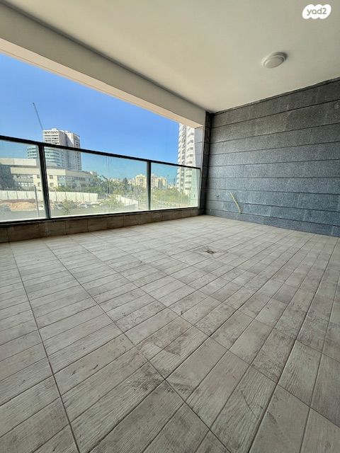 דירה, יצחק שמיר, רמת הדר, גבעת שמואל