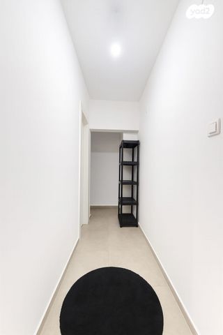 דירה, רמב"ם, ראשון לציון