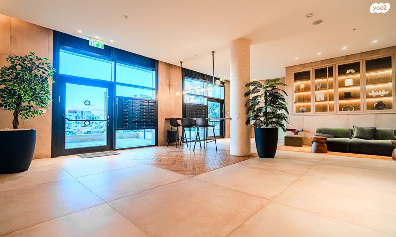 דירה, דרך ארץ, עיר היין, אשקלון