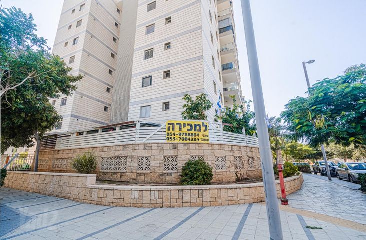 שדרות עמק האלה 28